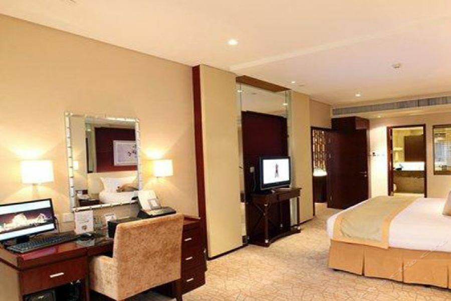 West International Trade Grand Hotel Beijing Exterior photo